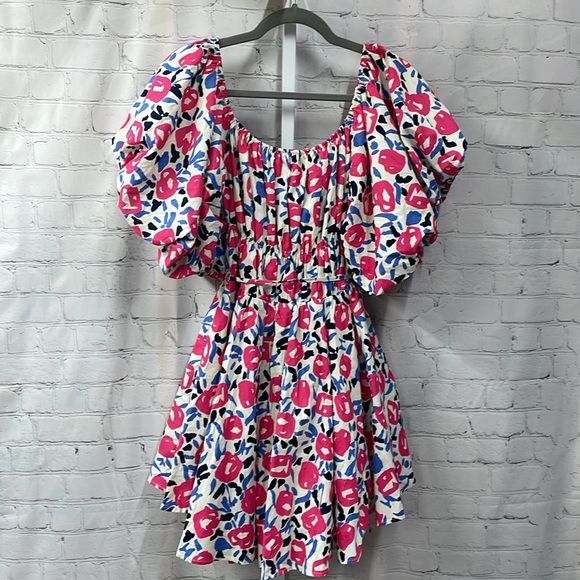 Southern Threads Boutique puffy sleeve tulle lined puffy skirt new L dre… - Picture 7 of 8